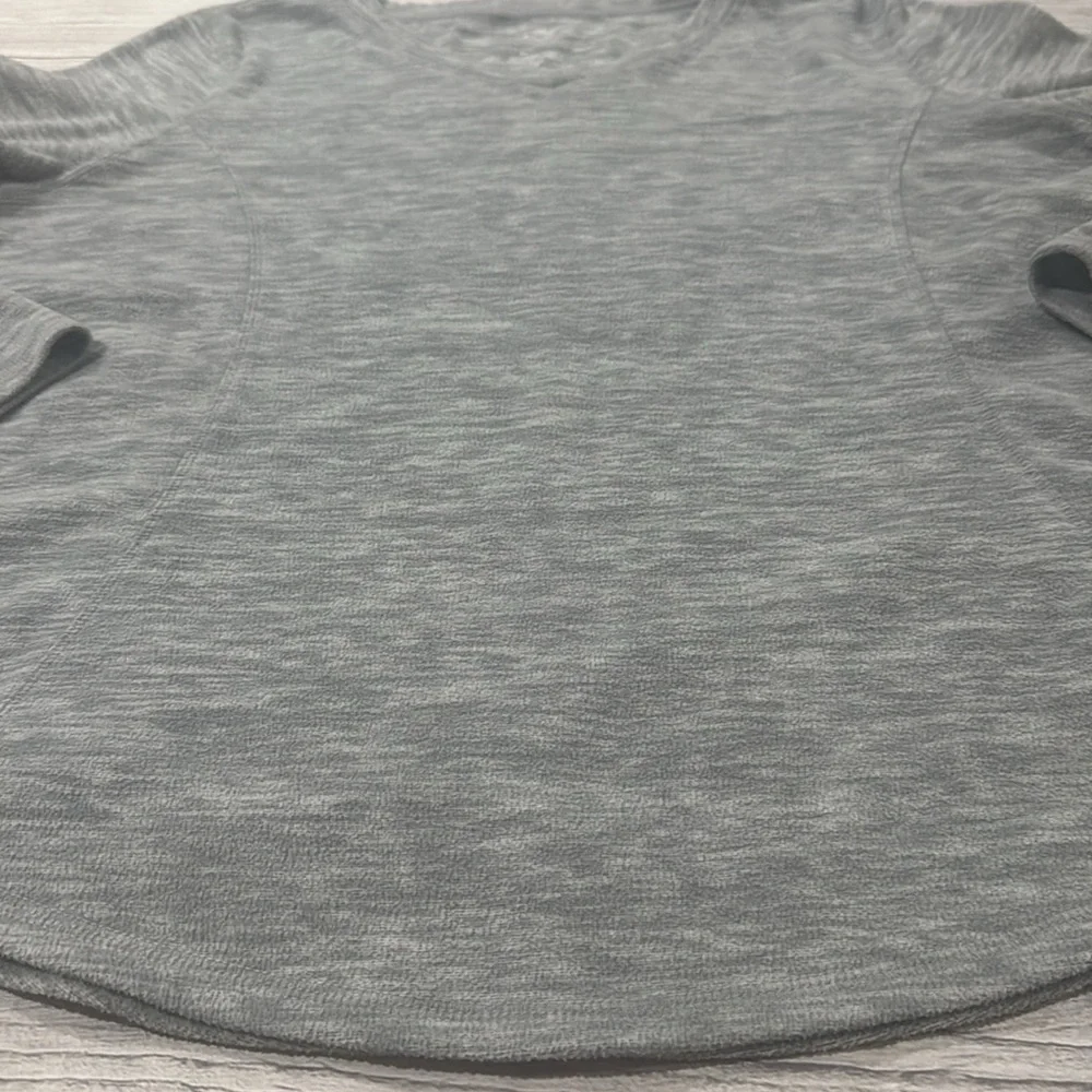St. John's Bay Women's Heather Gray Fleece Pullover